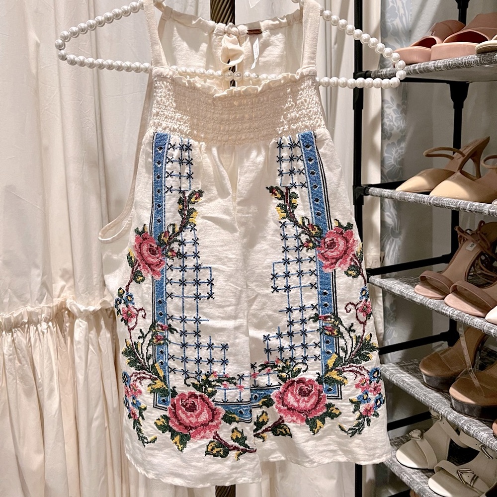 FREE PEOPLE